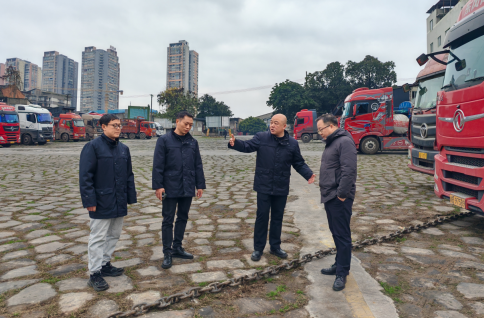 泸天化集团副总经理陈锦率队督查泸天化码头春节节前安全环保工作