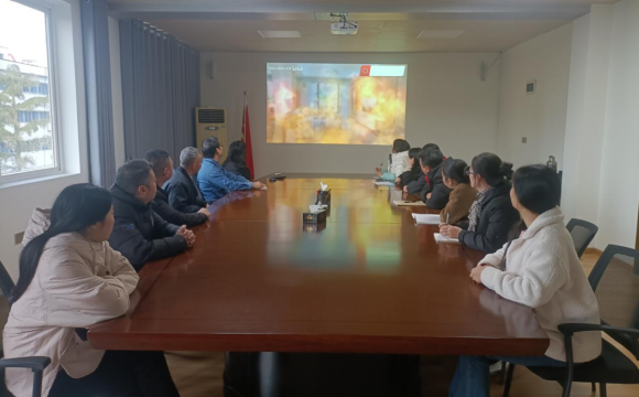 弘润公司工会组织观看消防安全警示教育片